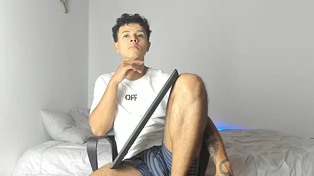 Chat +18 de _Alex_Colton ao vivo