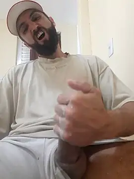 Luccareli10's Live XXX Chat