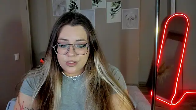 MiraTorson Chat XXX live