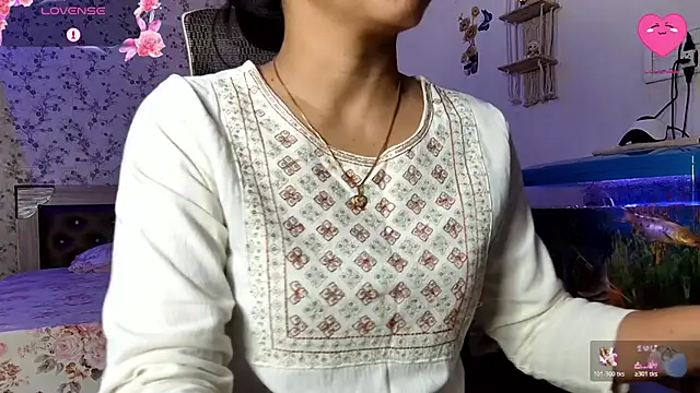 Chat +18 de snow_white123 ao vivo