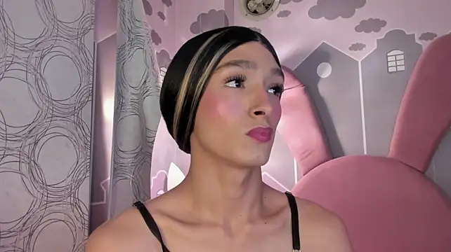 Czat XXX na żywo – skinny_dolltrans