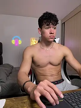 Luke_Muscle 现场XXX聊天