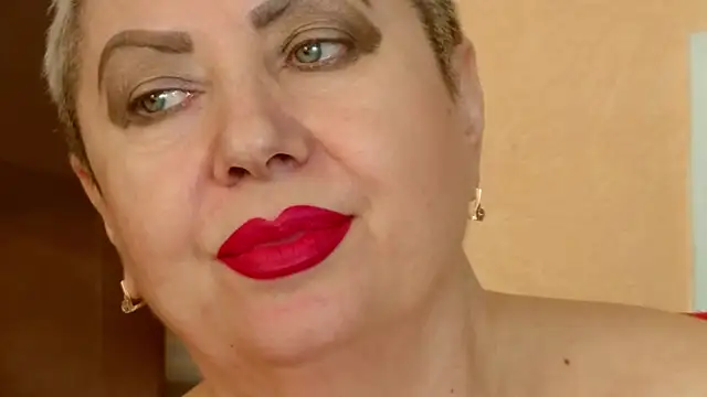 LadyPosh Live XXX-Chat