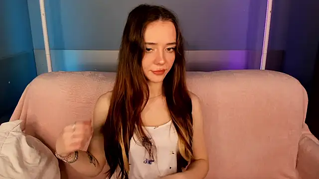 Chatroom XXX en direct de VasilisaTheWiseX