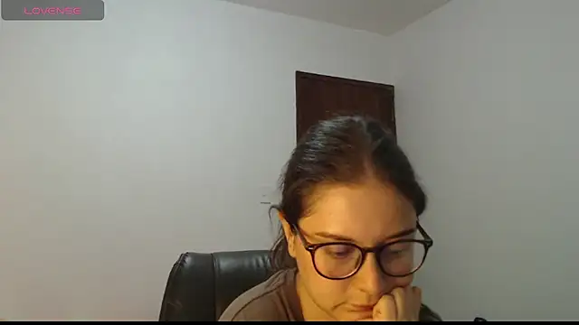 MadieeLorez Live XXX-chat