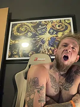 Smokebluntafterblunt's Live XXX Chat