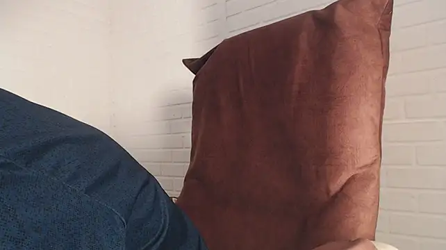 Chat XXX en directo de Edward_Milleer