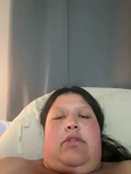 plussizemama Adlı Modelin Web Kamerası Şovu