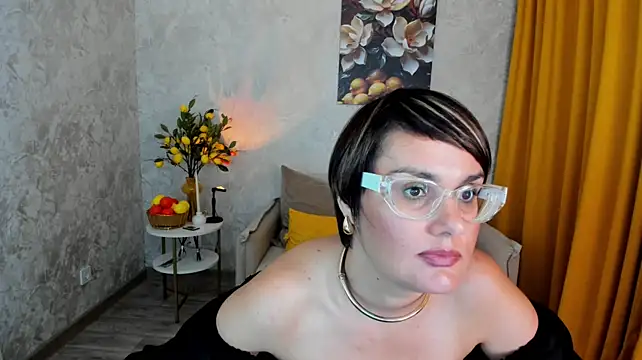 MayaNoire Chat XXX live