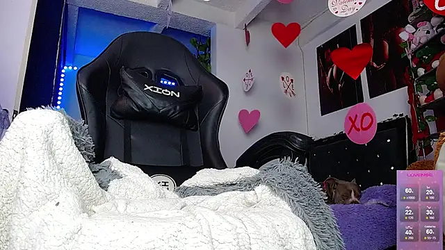 Niky_777: онлайн-секс-чат