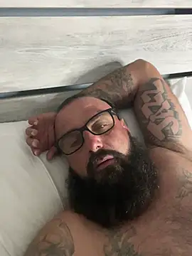 Chat +18 de alphareign85 ao vivo
