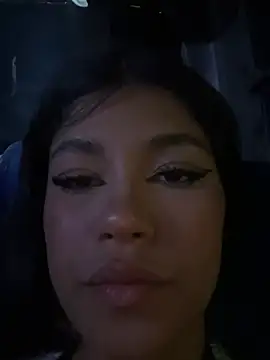 SHIFGUD's Live XXX Chat