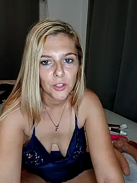 Alessiaaa élő XXX-chatje