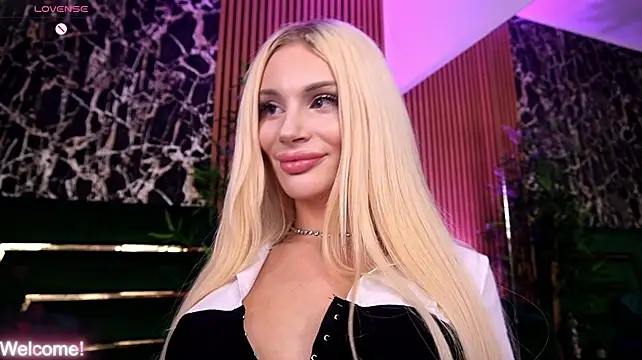 BarbieKara Chat XXX in diretta