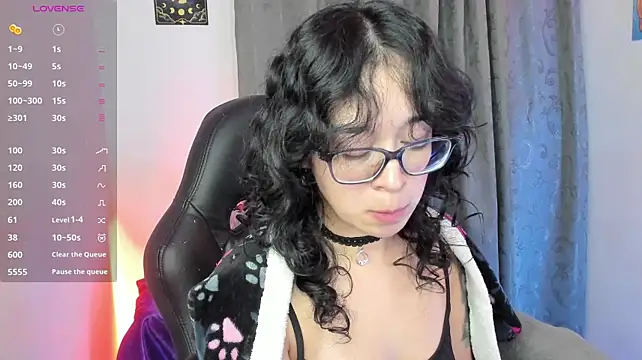 indra_cam's Live XXX Chat