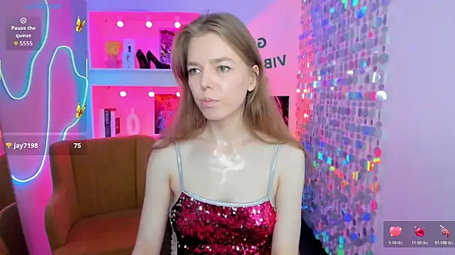 TinaTayylor Adlı Modelin Canlı XXX Sohbeti