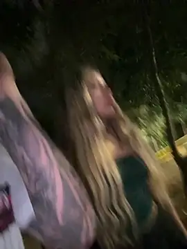 lindaandtony Chat XXX live