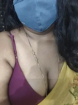 Lilly_ellow – Naživo XXX chat