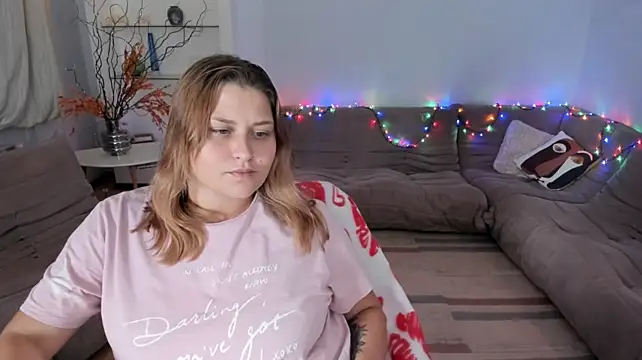 NoraLiin – Naživo XXX chat