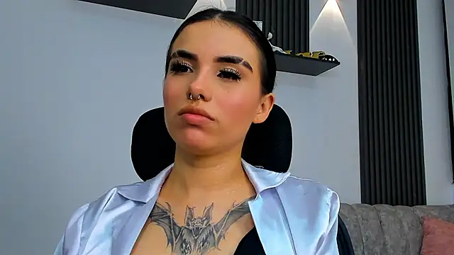 isabella_hv – Naživo XXX chat