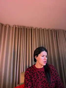 Aliinak 라이브 XXX 채팅
