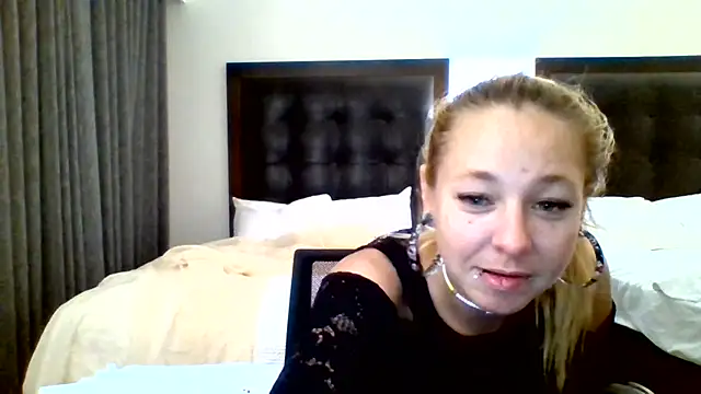Ambionce's Live XXX Chat