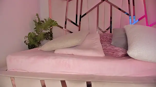 hot_booty_n Live XXX chat