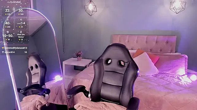 צ'אט XXX בשידור חי של kat_cute__