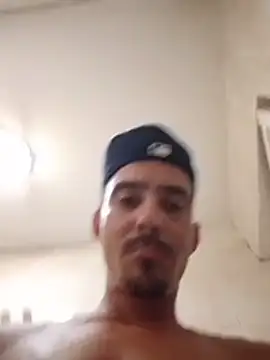 دردشة Rosman_guardo الجنسية المباشرة
