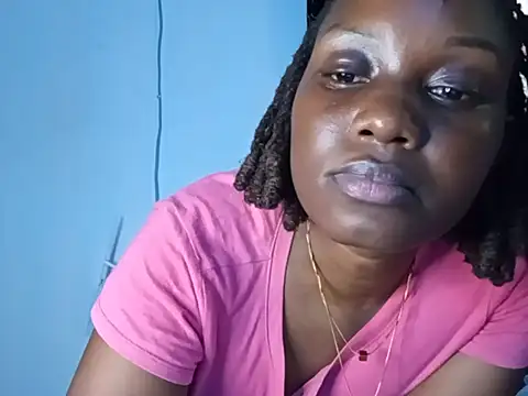 calmest230 Adlı Modelin Canlı XXX Sohbeti