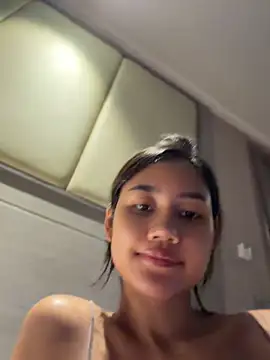 Živý XXX chat SweetThaiGirlfriend