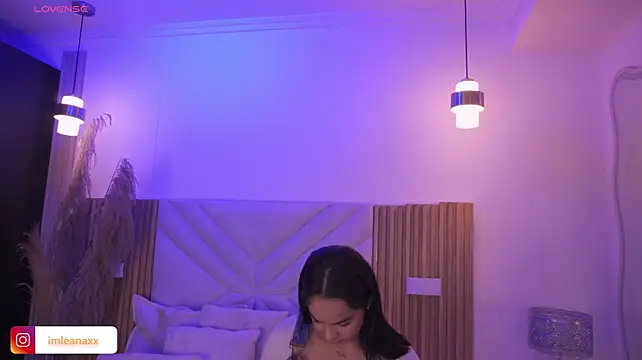 imLeanna_'s Live XXX Chat