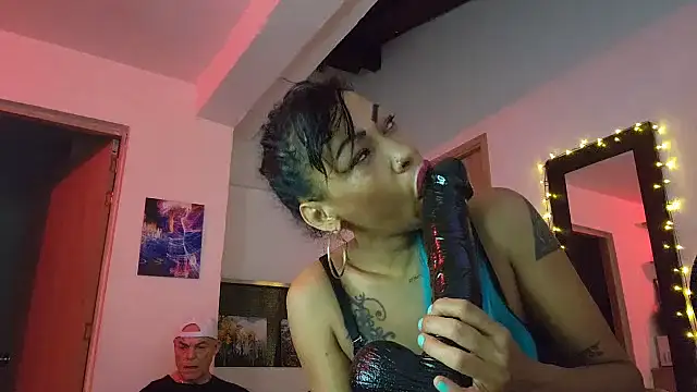 แชท XXX สดของ FirexxxDesire69