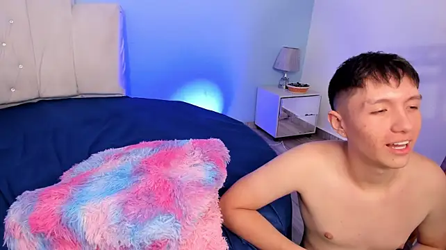 Chatroom XXX en direct de Spaceboyss18