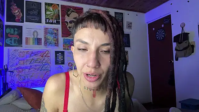 Czat XXX na żywo – niah_11