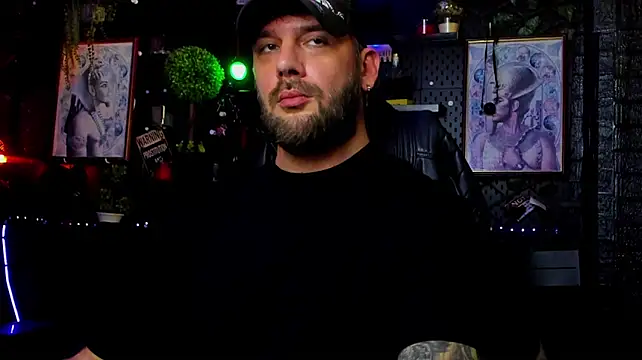 LexHardy Chat XXX in diretta