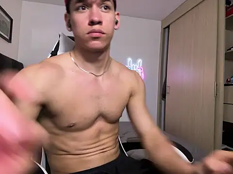Chat XXX en directo de Luke_Muscle