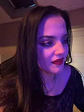 LunnaVey Chat XXX live