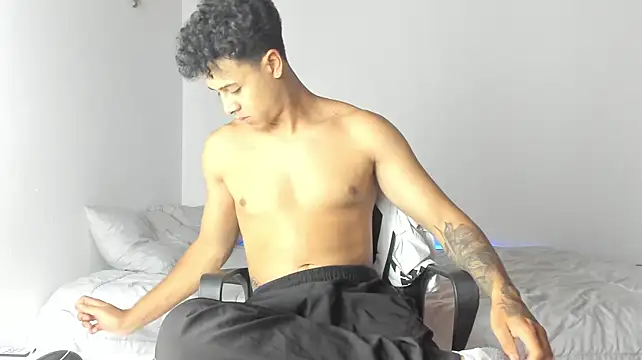 _Alex_Colton 即時 XXX 聊天