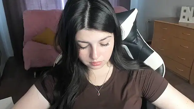 KisaModel live XXX chat