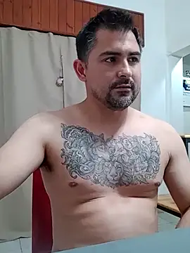Bradd_32 Chat XXX in diretta