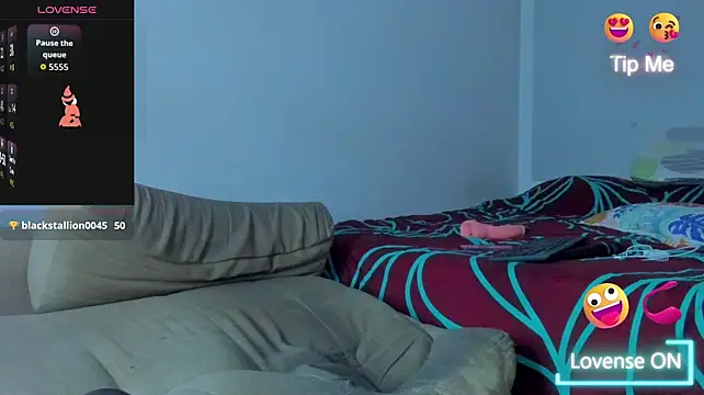 Toony_Dee Adlı Modelin Canlı XXX Sohbeti