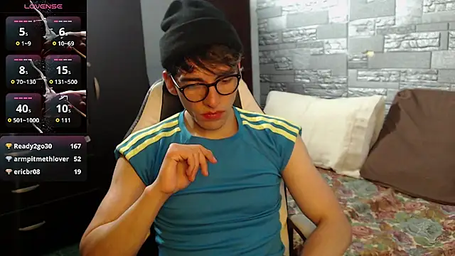 Ian_knight Chat XXX in diretta