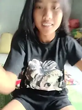 Hoa-tuylip's Webcam Show