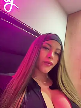 sexyyykloee Obrolan Langsung XXX