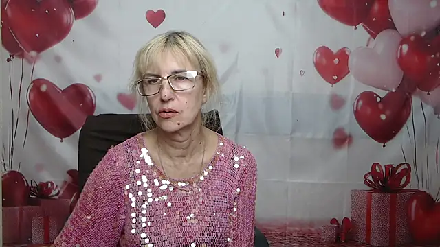 PattySanny Adlı Modelin Canlı XXX Sohbeti