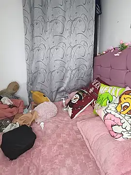 Bella_Emmyn Live XXX chat