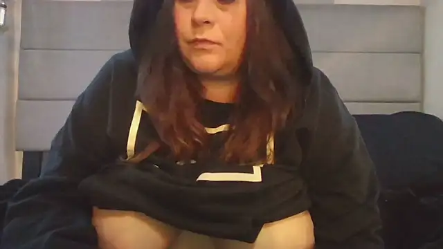 BlazinMaddox Live XXX-Chat