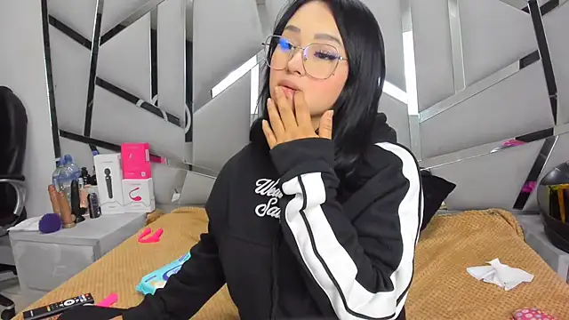Živý XXX chat Catherinee69_x