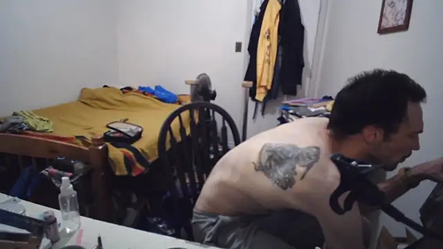 JohnnyMoves Live XXX-Chat